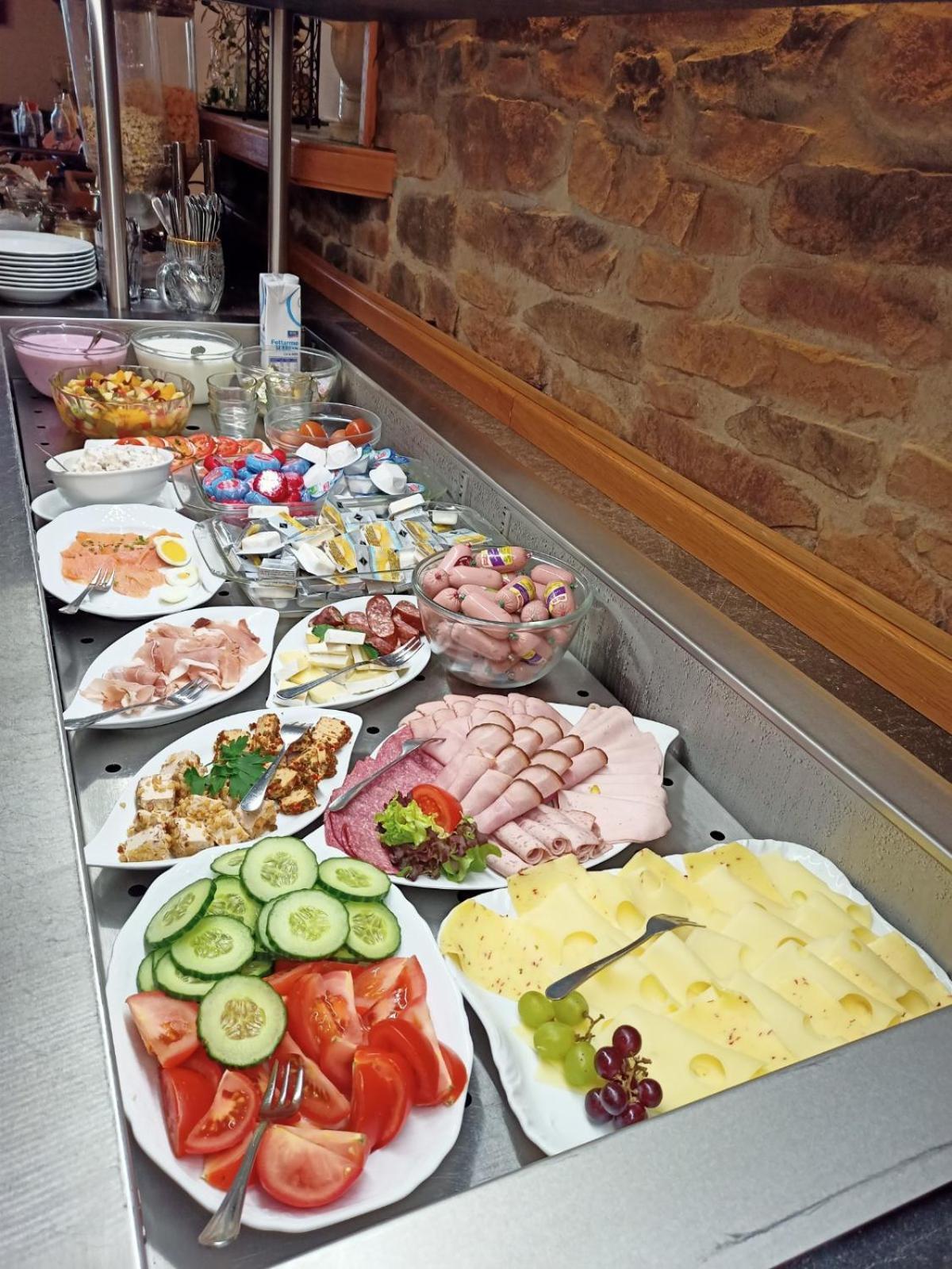 Sinzing Hotel - Gasthof Erber מראה חיצוני תמונה