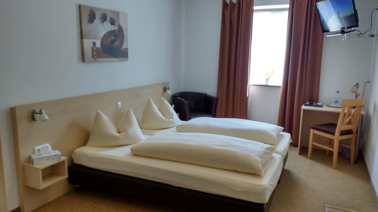 Sinzing Hotel - Gasthof Erber מראה חיצוני תמונה