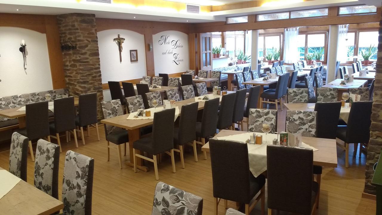 Sinzing Hotel - Gasthof Erber מראה חיצוני תמונה